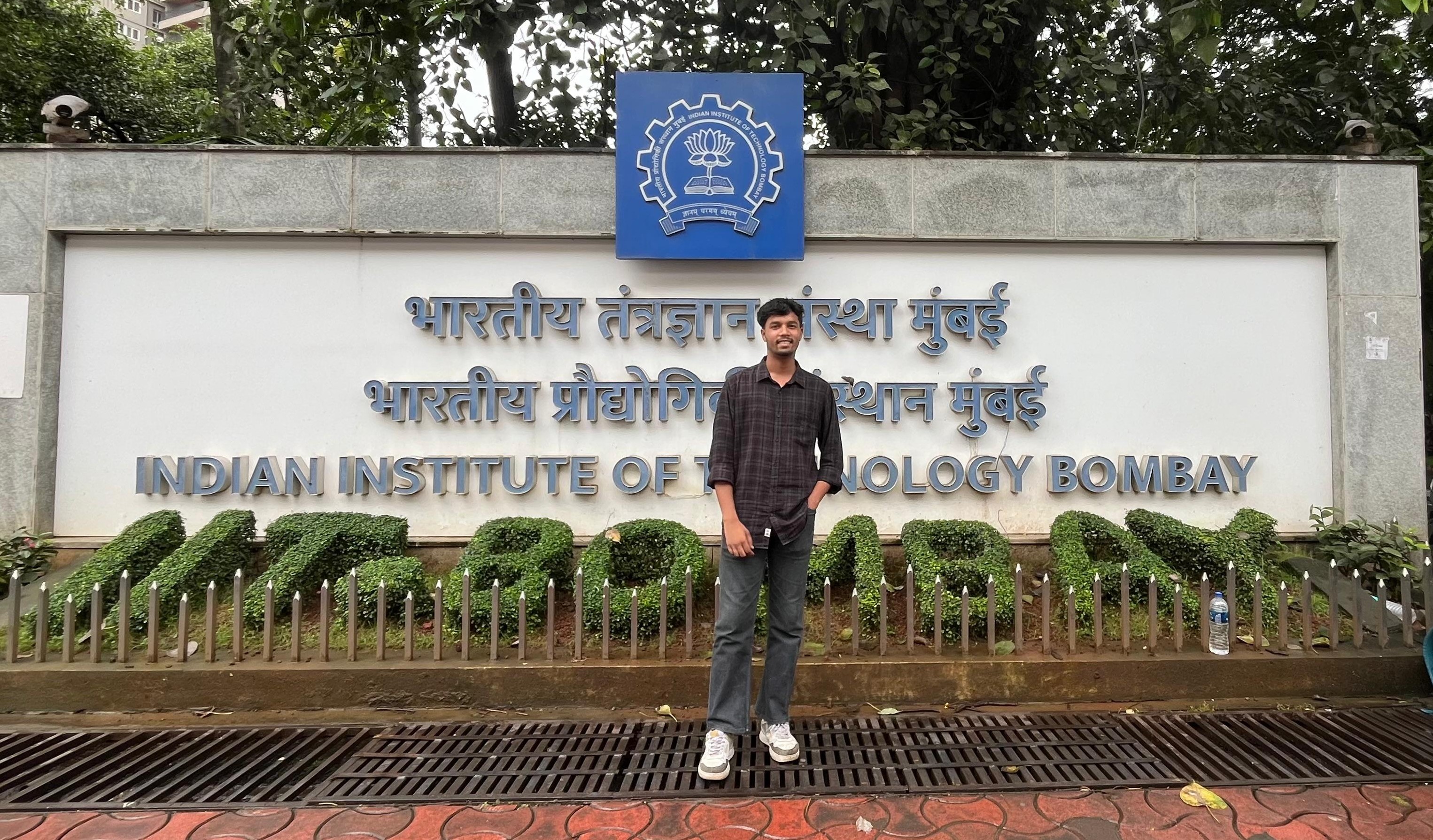 Ayush Kumar | M.Tech CSE - IIT Bombay